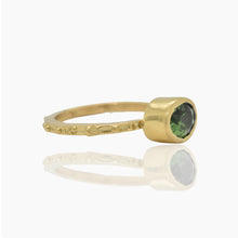Load image into Gallery viewer, Green Tourmaline 18K Gold Ring