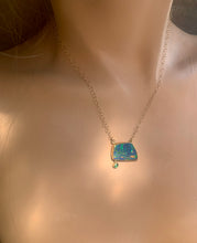 Load image into Gallery viewer, Boulder Opal Emerald Gold Necklace

