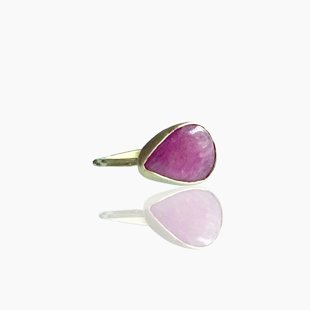 Smooth Cabochon Gold Ruby Ring
