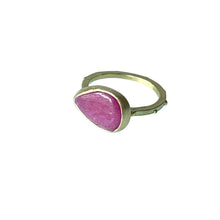 Load image into Gallery viewer, Smooth Cabochon Gold Ruby Ring