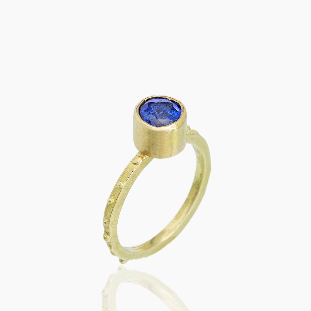 Sri Lanka Blue Sapphire Gold Ring