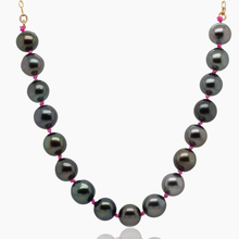Load image into Gallery viewer, Black Tahitian Pearl Necklace
