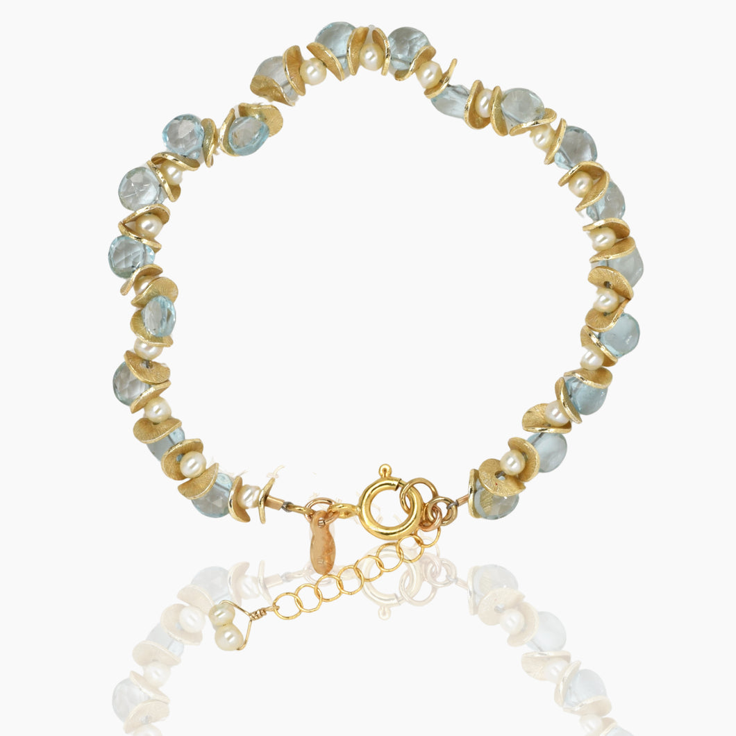 Blue Topaz and Pearl Gold Signature Bracelet