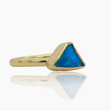 Load image into Gallery viewer, Opal 18K Gold RIng
