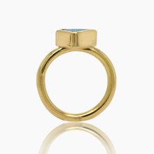 Load image into Gallery viewer, Opal 18K Gold RIng
