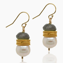 Load image into Gallery viewer, Gold Earring with Pearl and Labradorite
